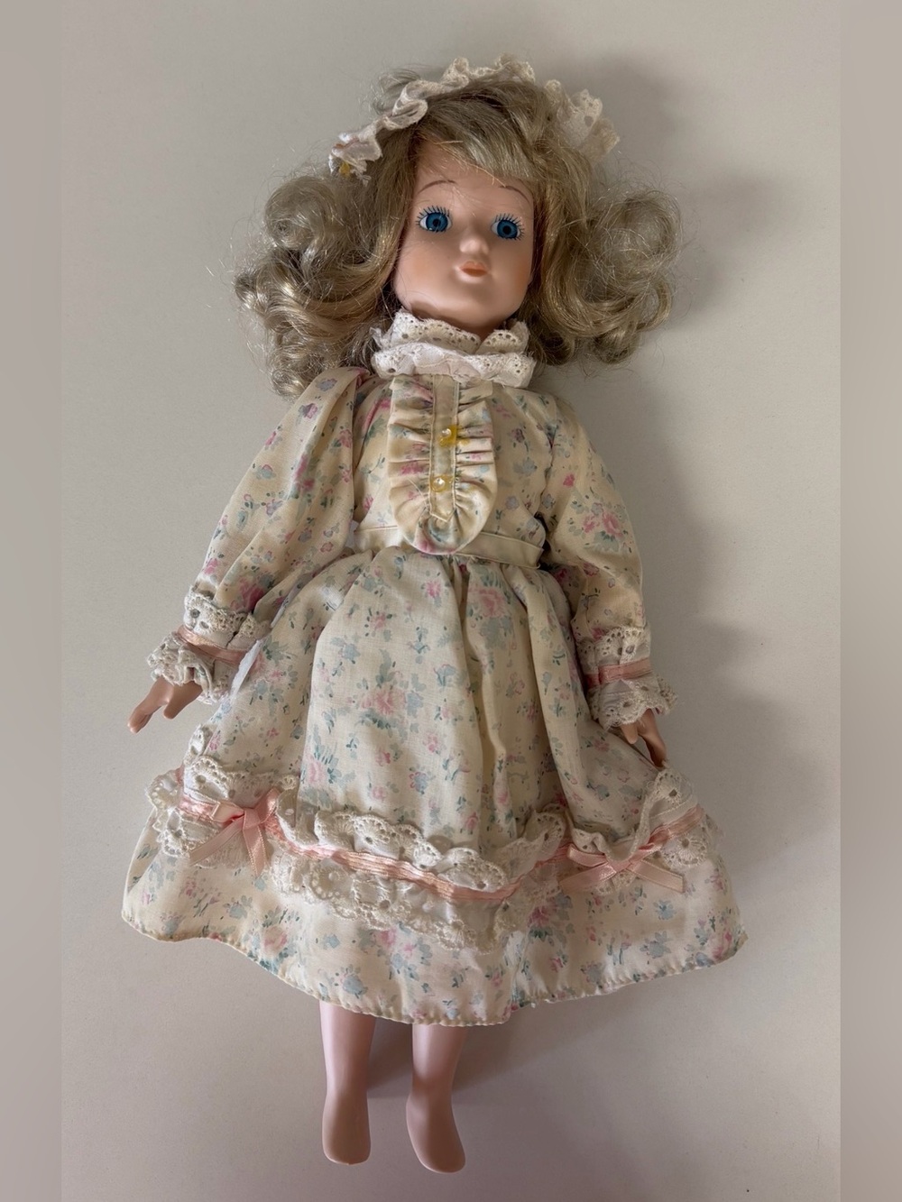 Classic Collectors Porcelain Girl Doll in Cream Floral Dress